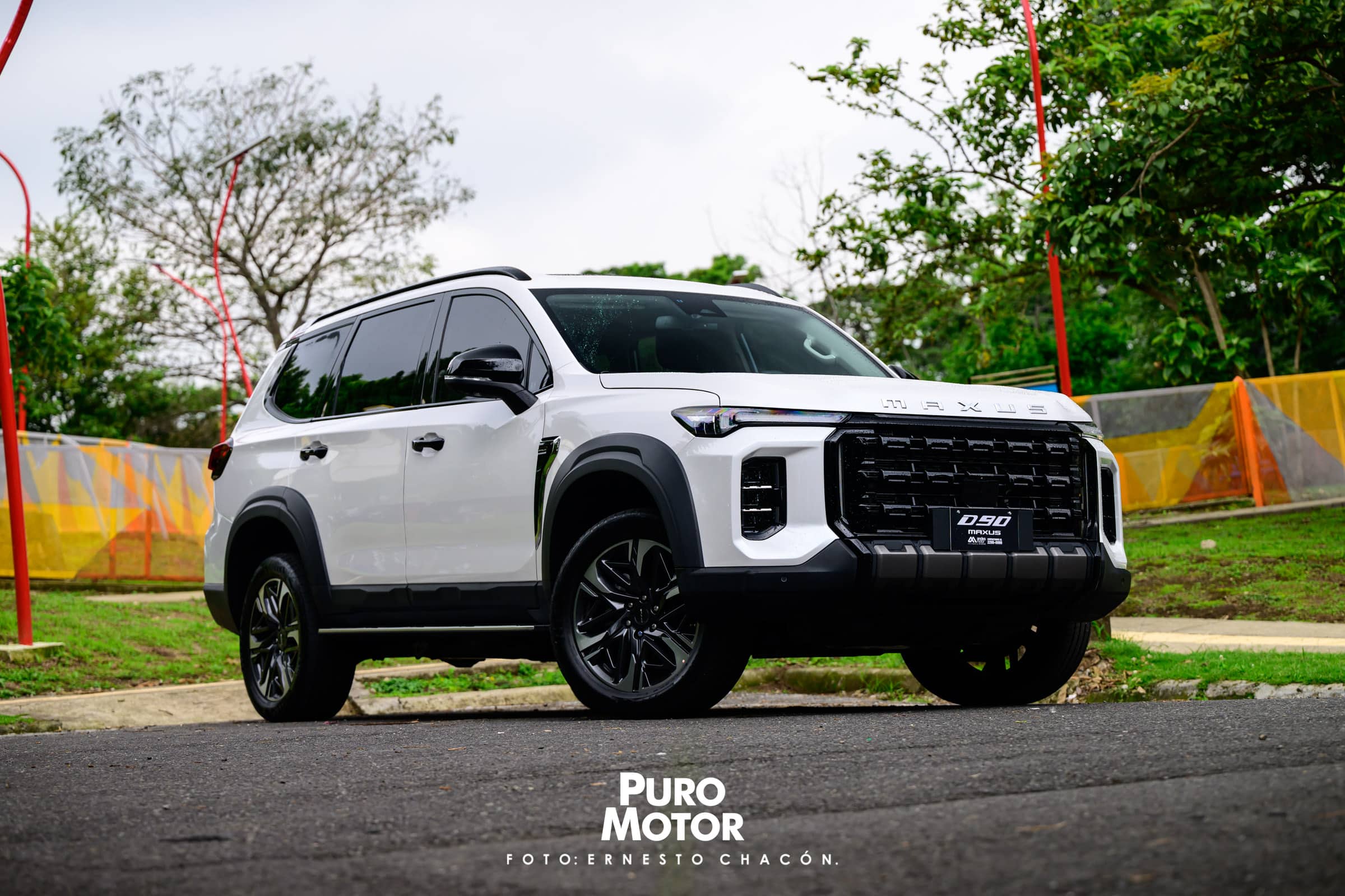 Maxus D90 LUX 2026 SUV híbrido turbo Diésel 4WD en República Dominicana