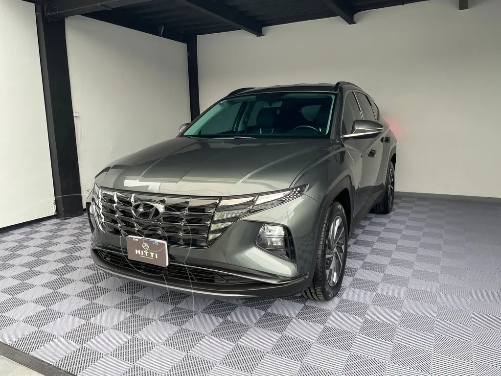 Hyundai Tucson 2026 SUV modelo Matex verde oscuro
