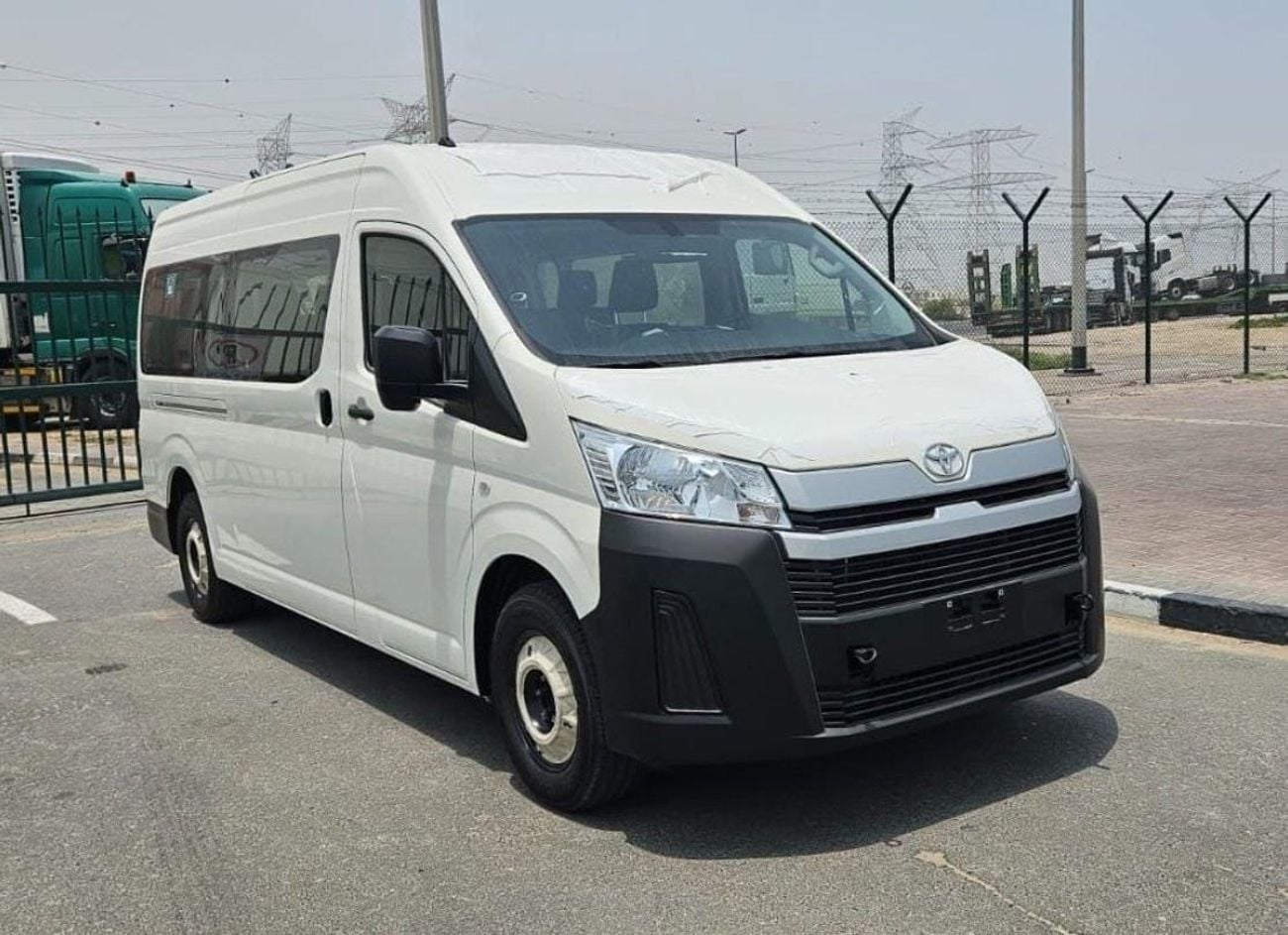 Toyota Hiace GL 2026 furgoneta comercial
