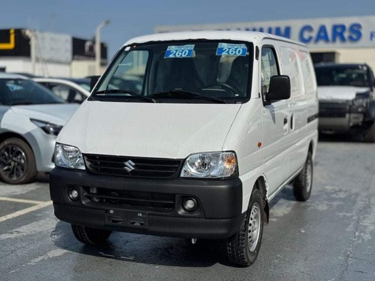 Suzuki EECO modelo 2026 vehículo comercial
