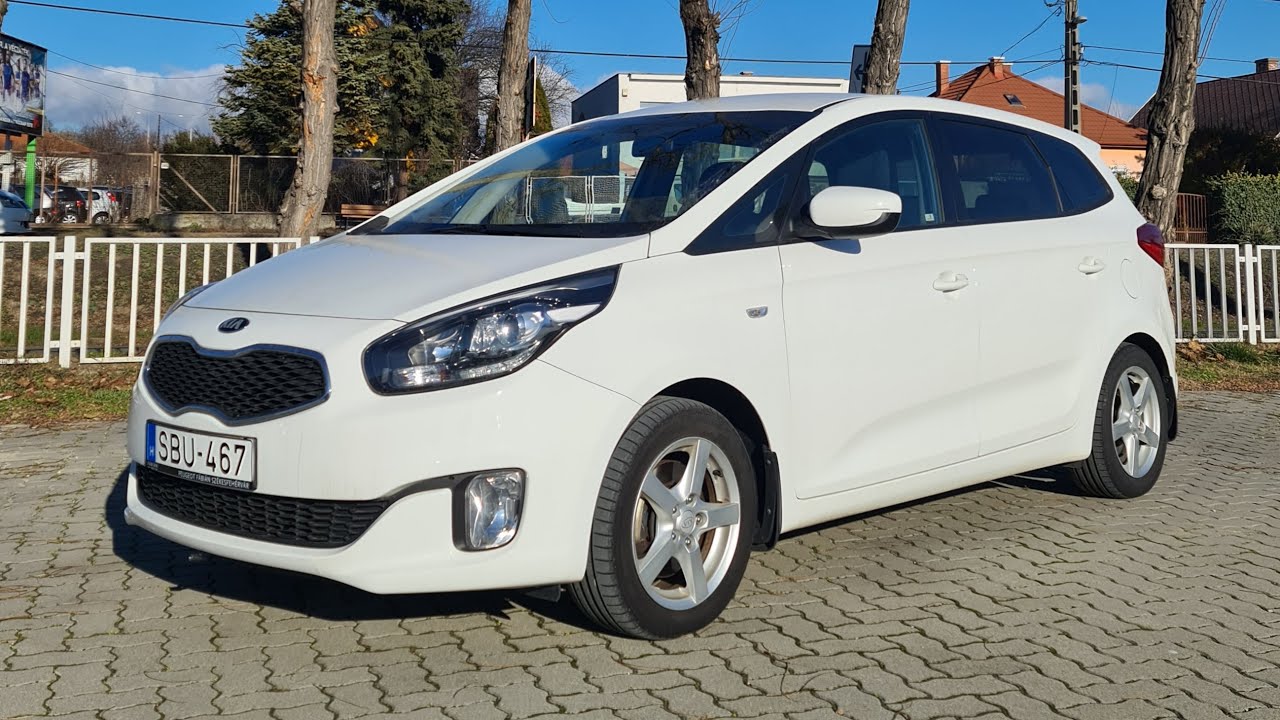 Kia Carens 2027 vehículo familiar compacto