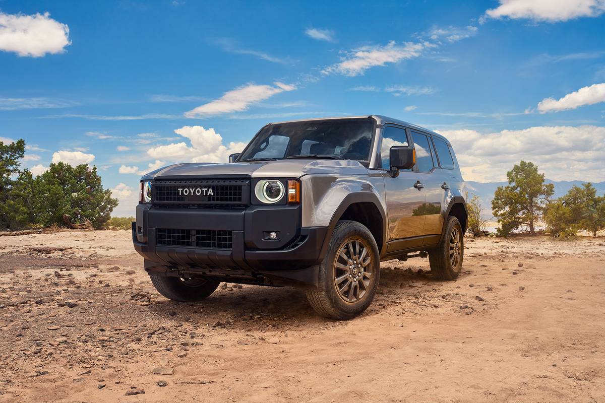 Toyota Land Cruiser 300 VX-R modelo 2027 SUV en República Dominicana