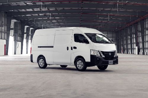 Nissan Urvan 2.5L Turbo Diésel 2027 en República Dominicana
