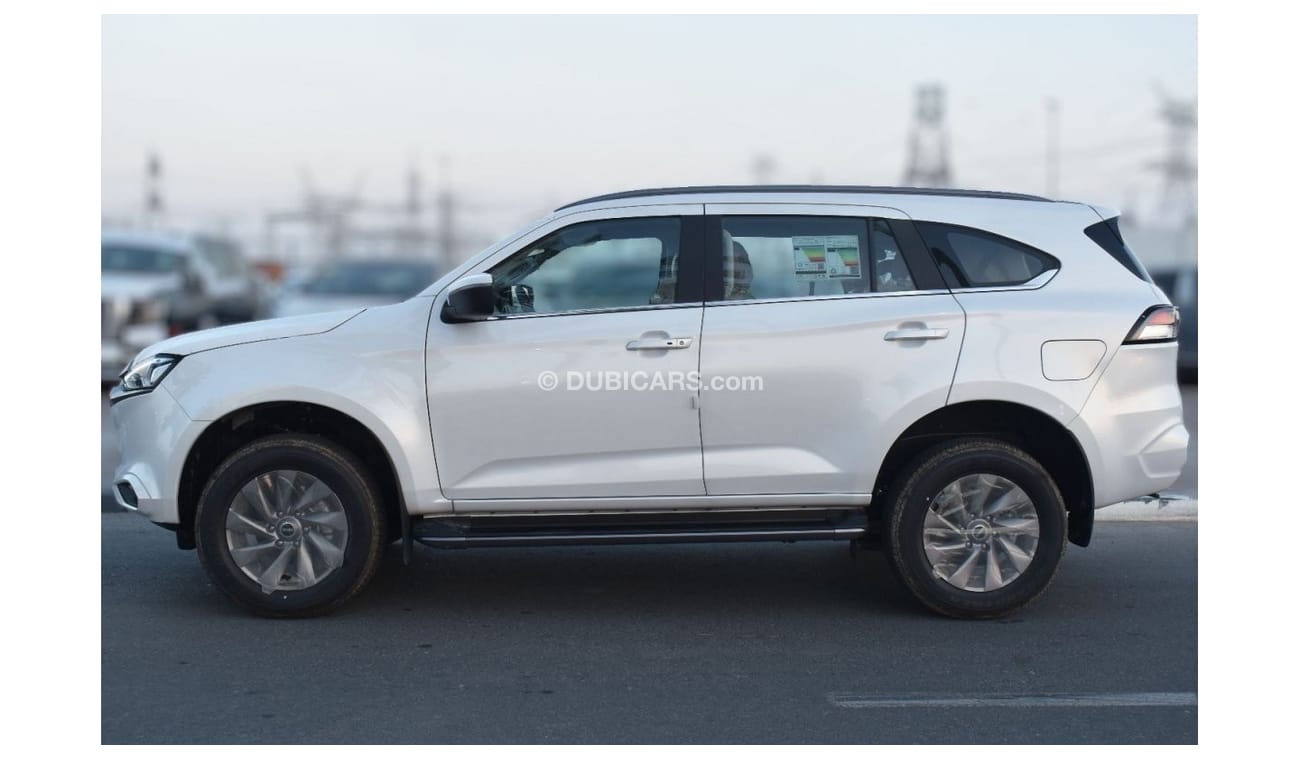 Isuzu Mux modelo 2027 vehículo utilitario en República Dominicana