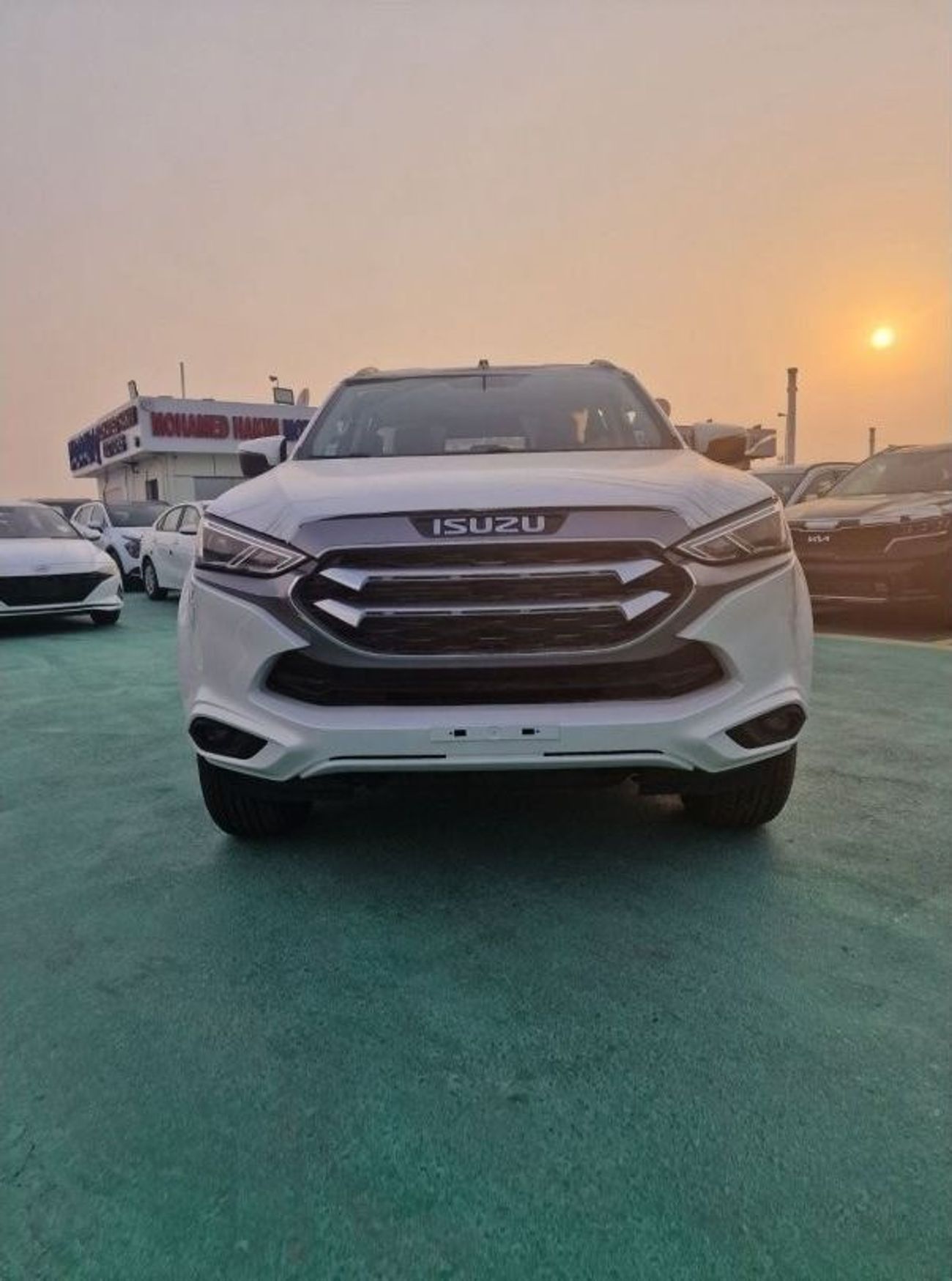 Isuzu Mux modelo 2027 vehículo utilitario en República Dominicana