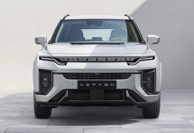 KGM Actyon Platinum HEV Modelo 2027 en República Dominicana