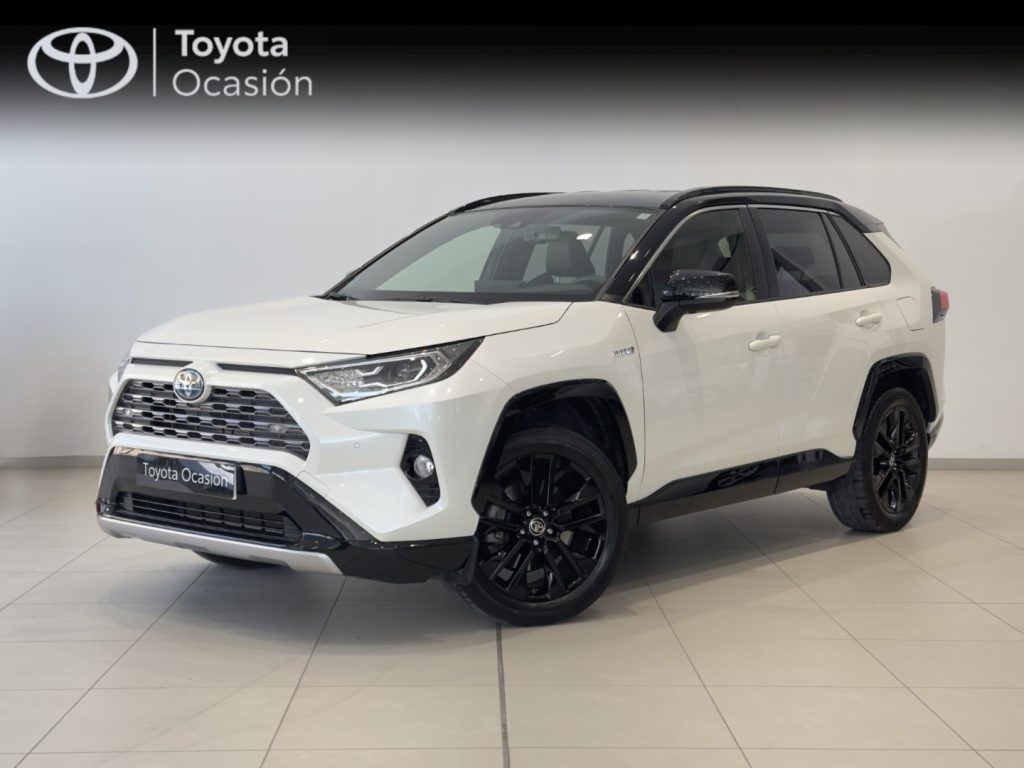 Toyota RAV4 LE Híbrido 2027 SUV en República Dominicana