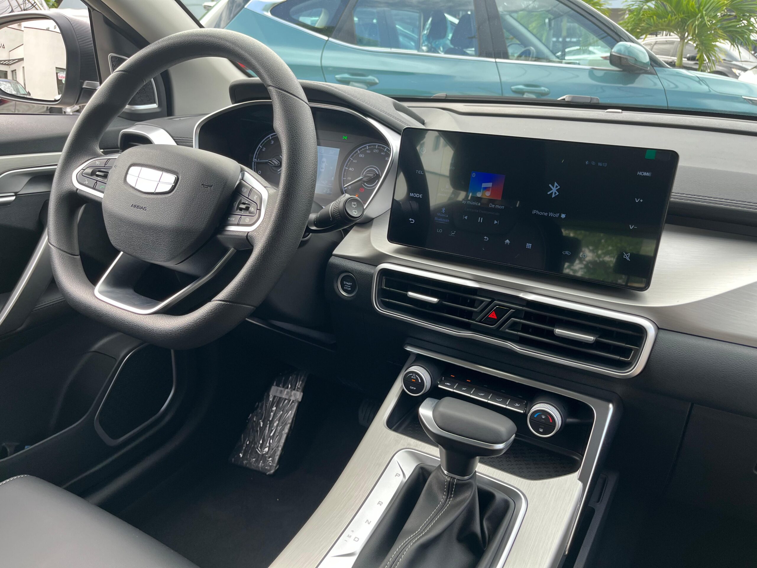 Geely COOLRAY Million GF modelo 2027 SUV en República Dominicana