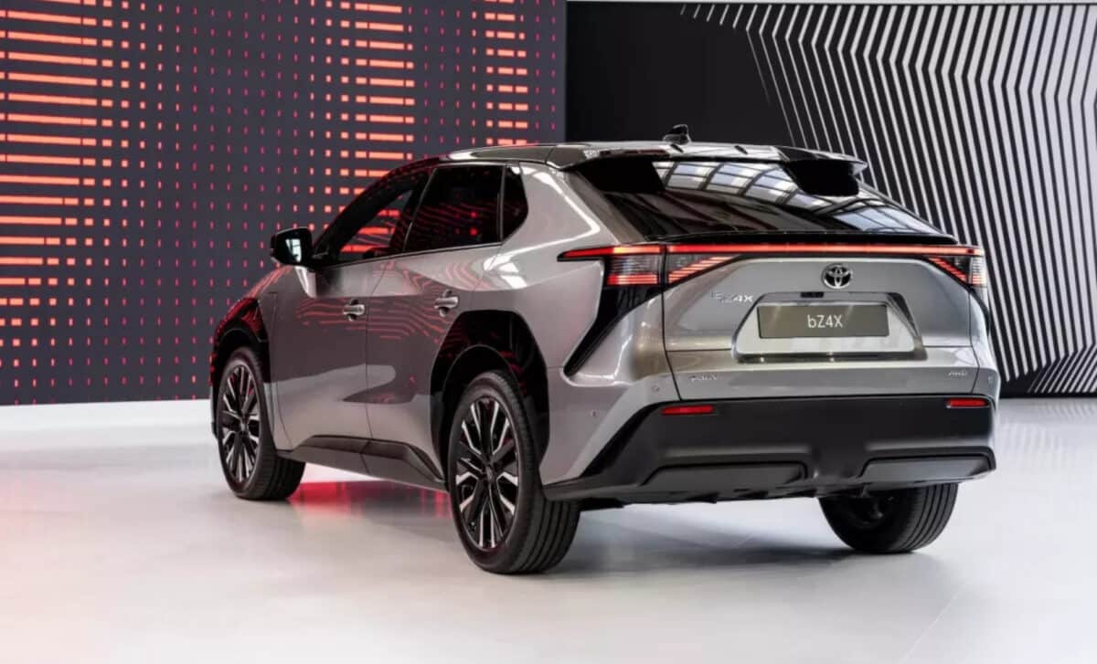 Toyota BZ4X 2027 vehículo eléctrico SUV en República Dominicana