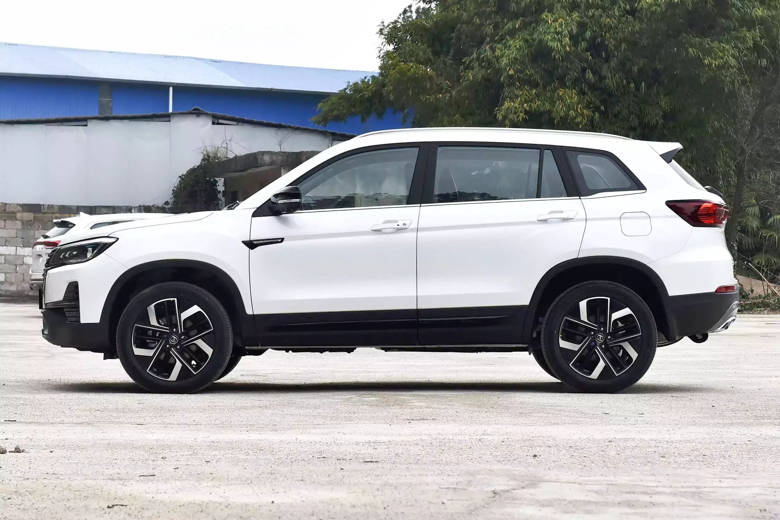 Changan CS75 modelo 2027 SUV en República Dominicana
