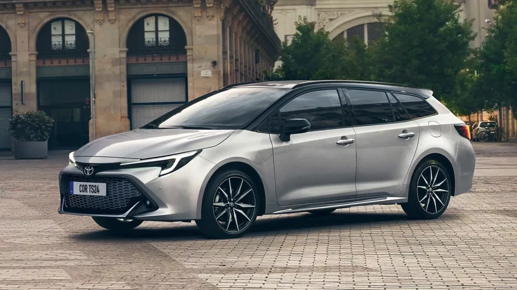 Toyota Corolla Cross 2027 versión Low en República Dominicana