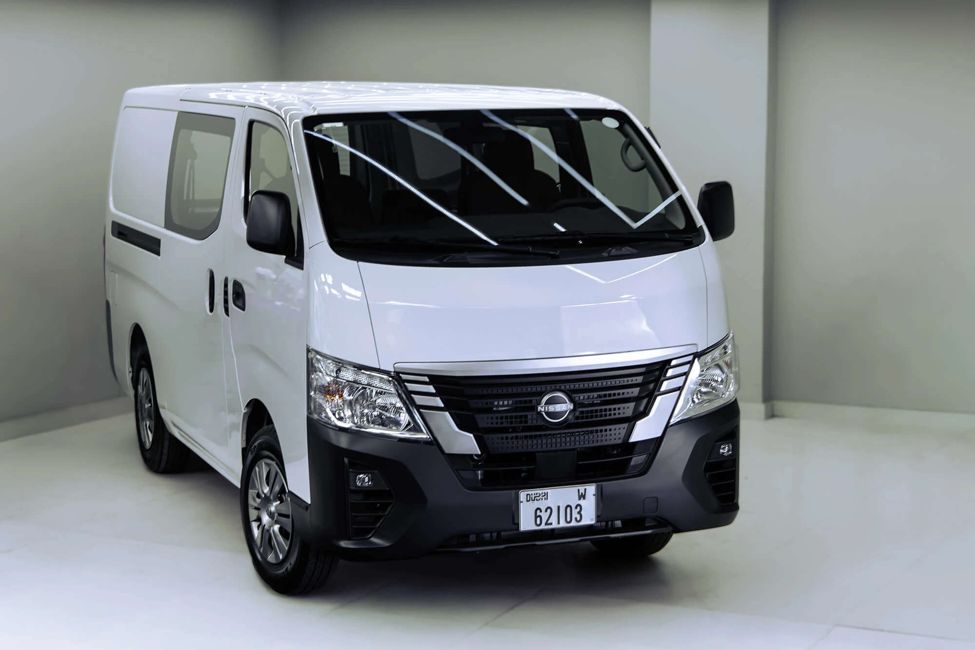 Nissan Urvan Cargo modelo 2027 vehículo comercial en República Dominicana