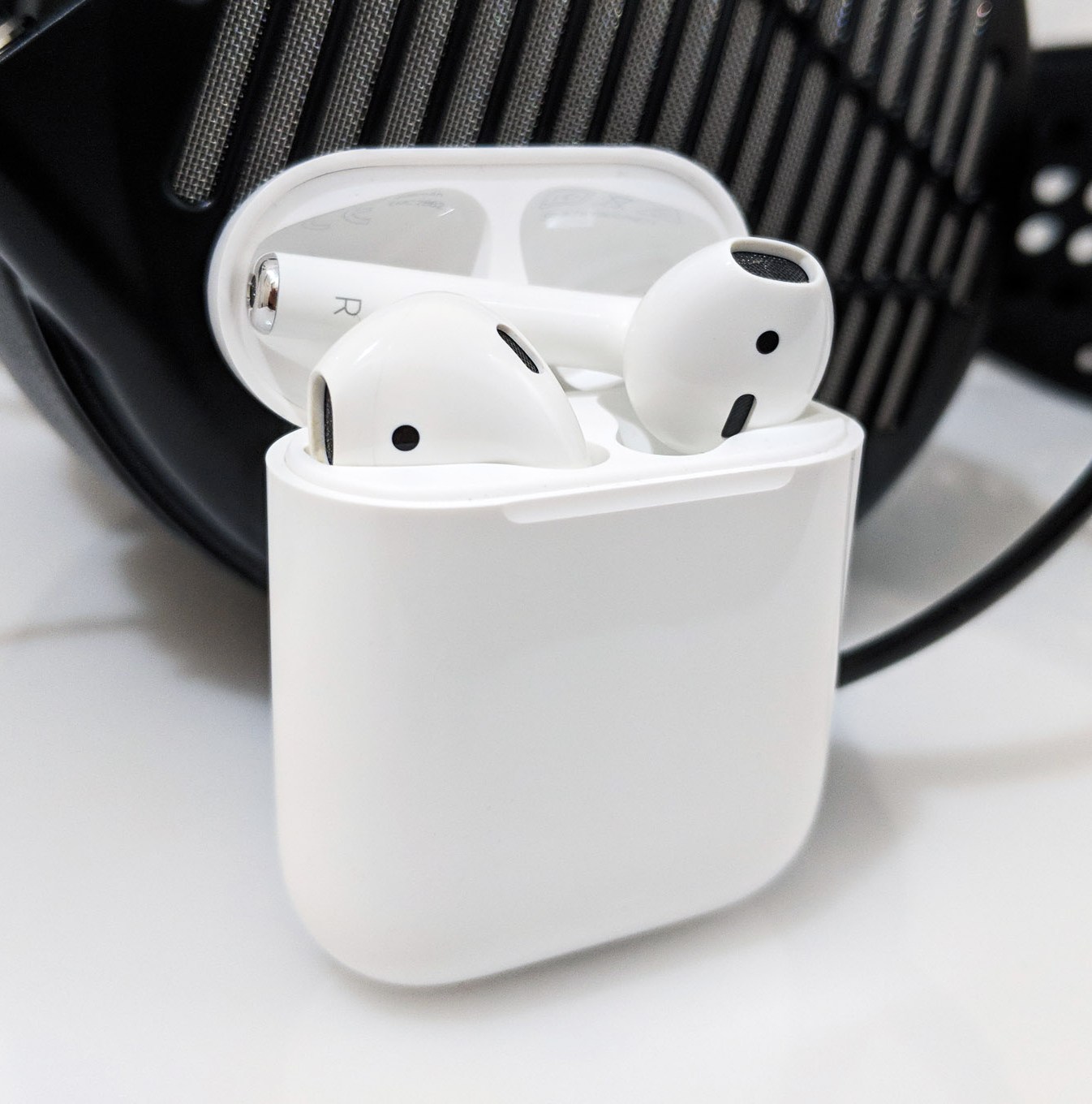 Apple AirPods Auriculares Inalámbricos en República Dominicana