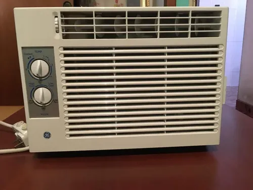 Aire acondicionado de ventana General Electric 6400 BTU