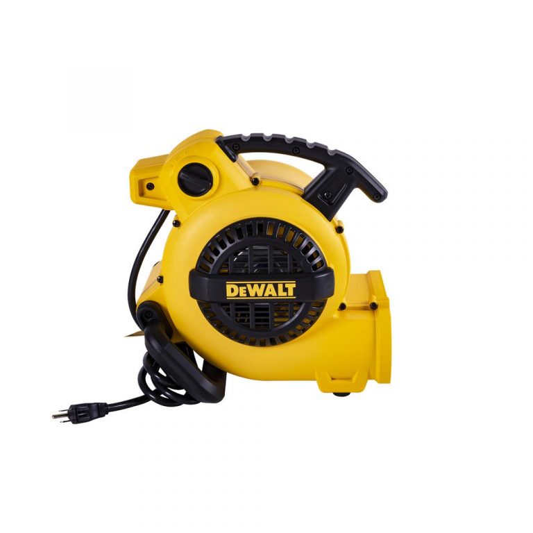 Ventilador Portátil Dewalt Compacto en República Dominicana