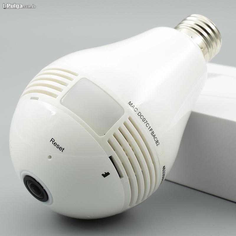 Cámara WiFi bombilla Acme modelo B100 en República Dominicana