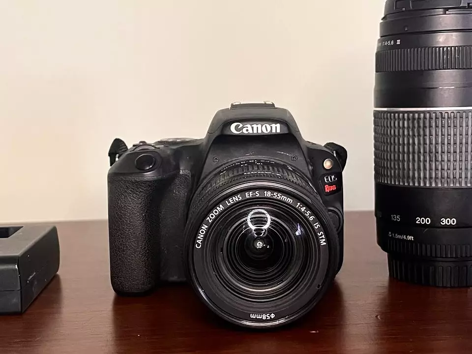 Canon EOS Rebel SL2 Cámara DSLR WiFi Bluetooth en República Dominicana