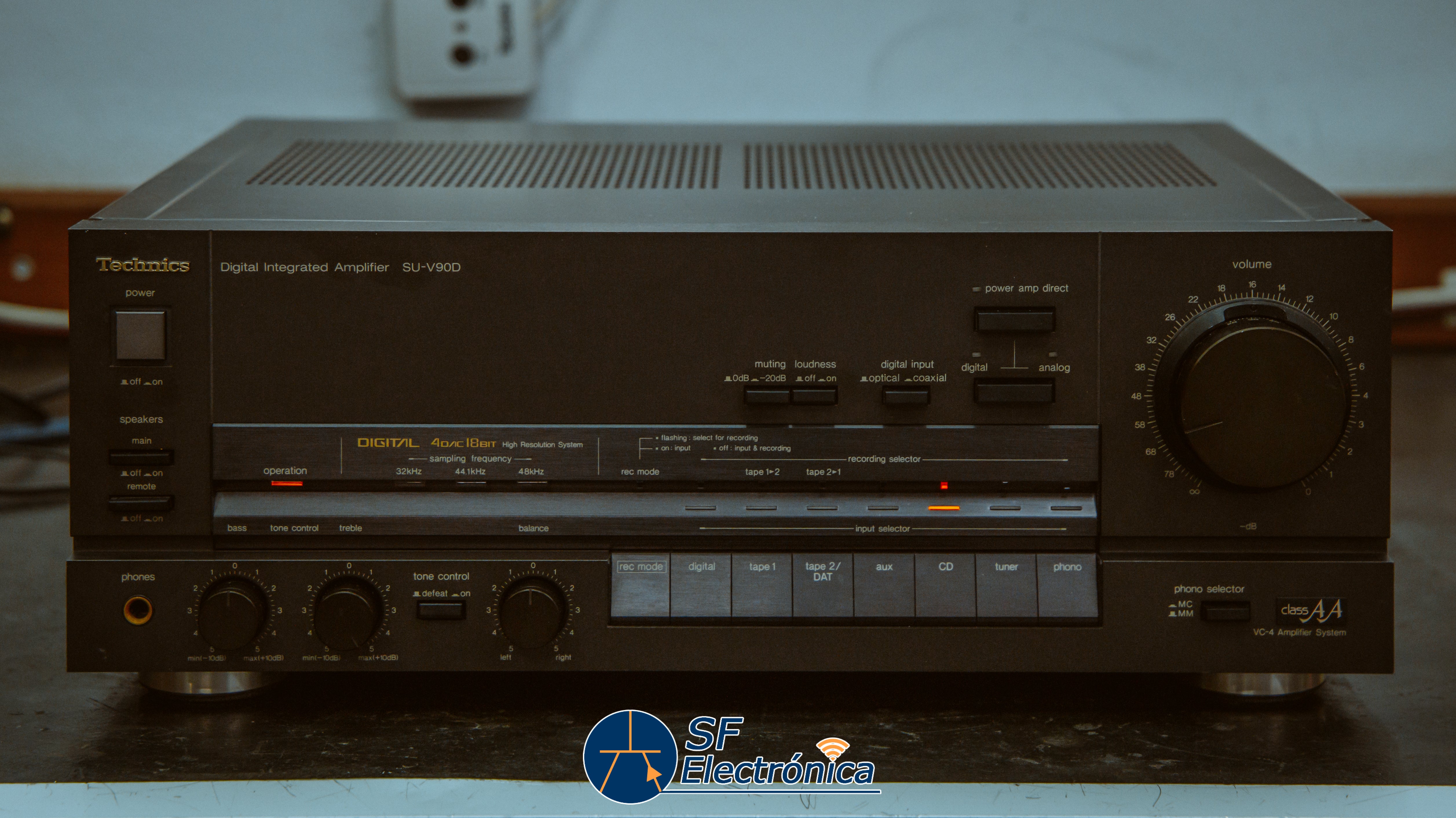 Technics Amplificador de Audio Modelo Clásico en República Dominicana
