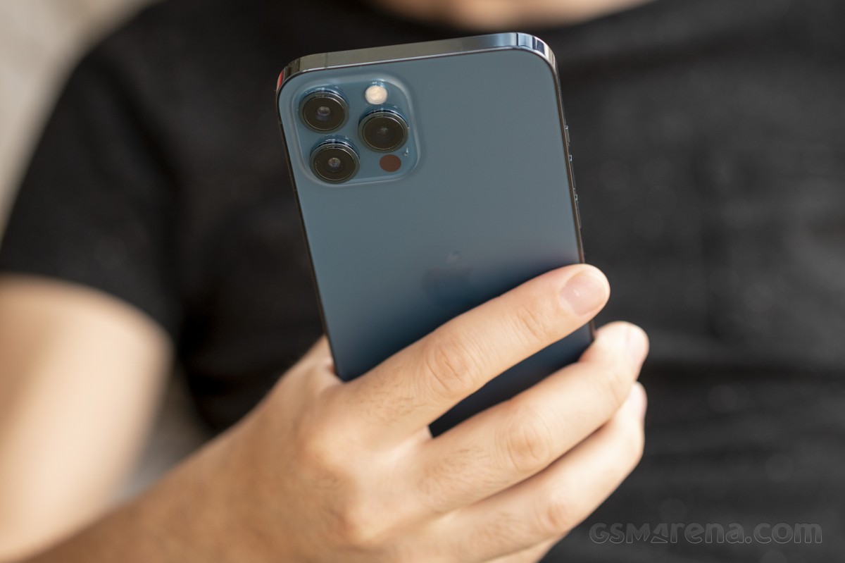 Apple iPhone 12 Pro Max smartphone en República Dominicana