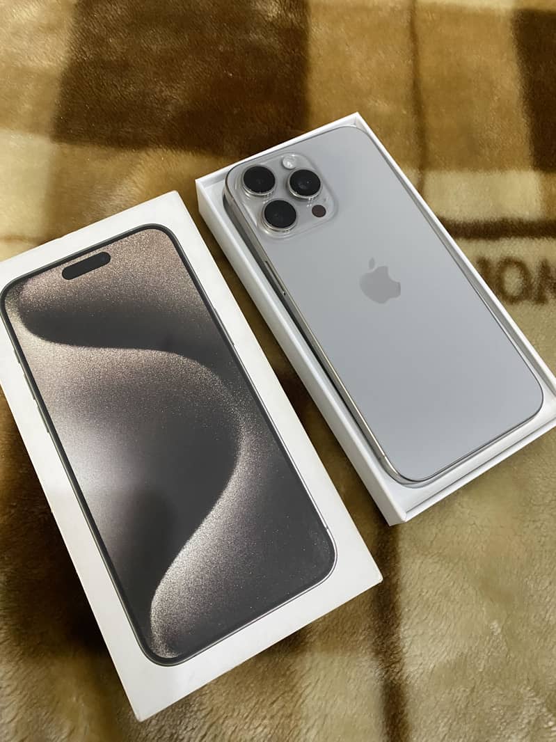 Apple iPhone 15 Pro Max 256GB desbloqueado