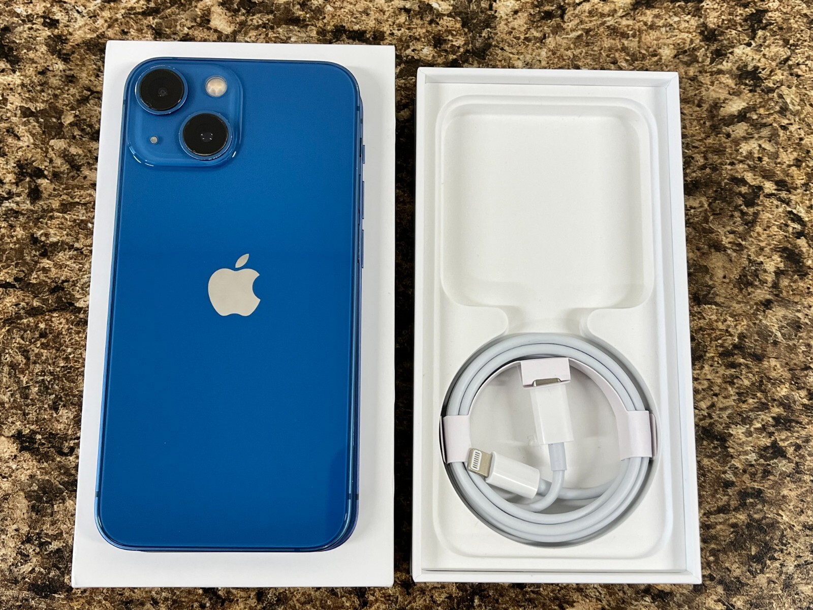 Apple iPhone 13 Mini Libre en República Dominicana