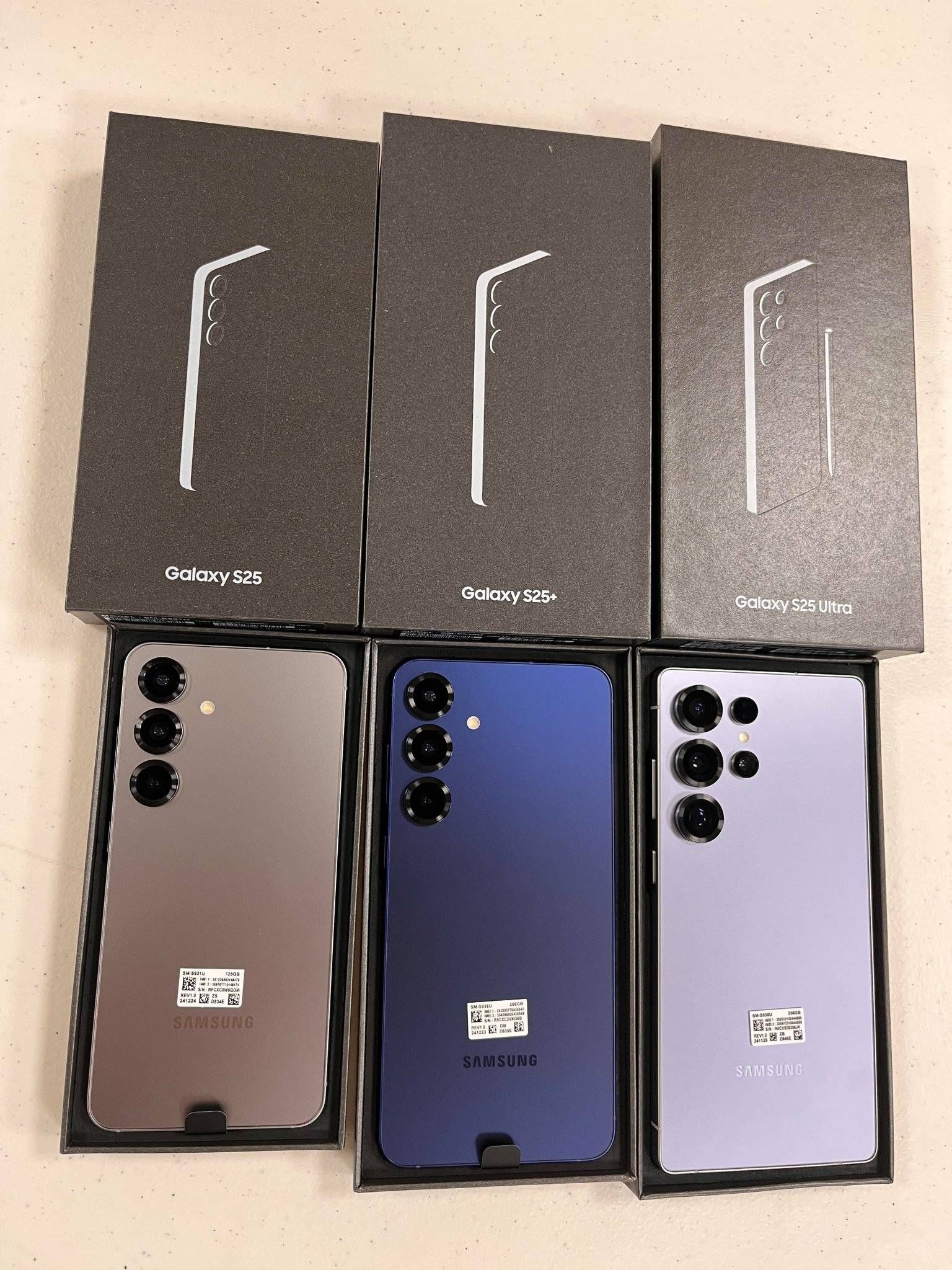 Samsung Galaxy S25 Plus 512GB 12GB RAM Titanium