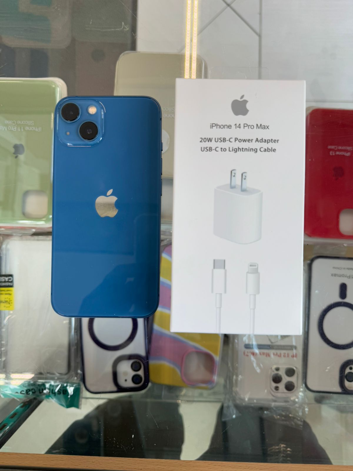 Apple iPhone 13 128GB Azul Desbloqueado en República Dominicana