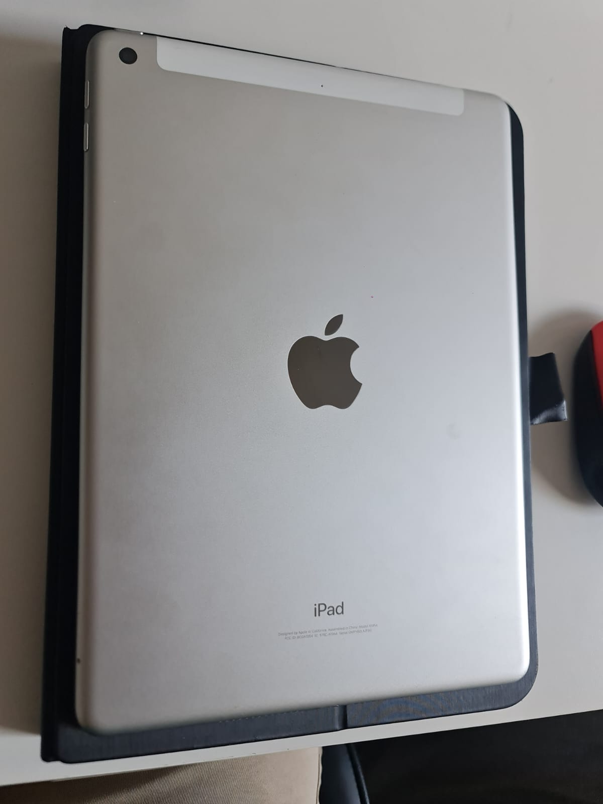 Apple iPad 6ta Generación Modelo A1893 128GB en República Dominicana