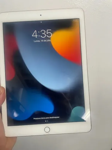 Apple iPad 6ta Generación Modelo A1893 128GB en República Dominicana