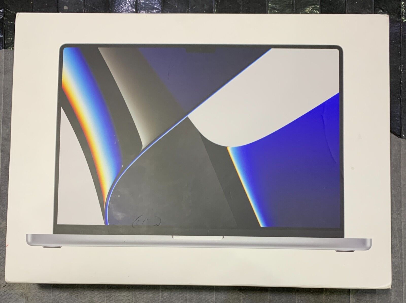 MacBook Pro 16" con chip M1 Max, 32GB RAM, GPU 32 núcleos, 1TB, color Plata, sellado en República Dominicana