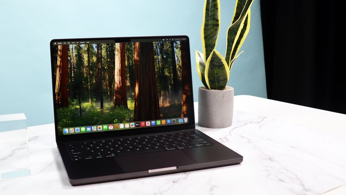 MacBook Pro 2014 para repotenciar, pantalla retina, ideal para piezas en República Dominicana