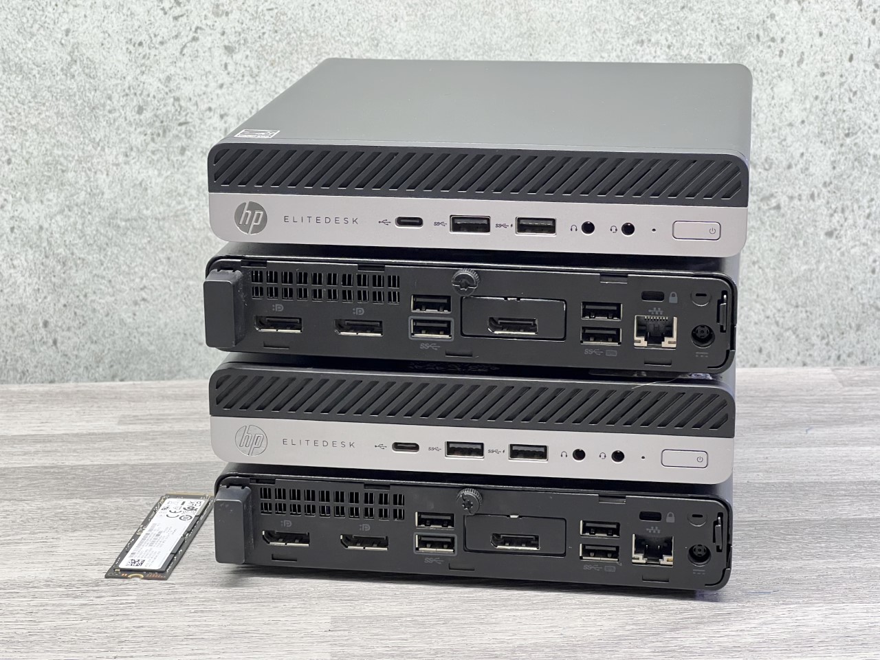 Computadora de escritorio HP EliteDesk 705 G4 con procesador AMD Ryzen 5 de 8ª generación en República Dominicana