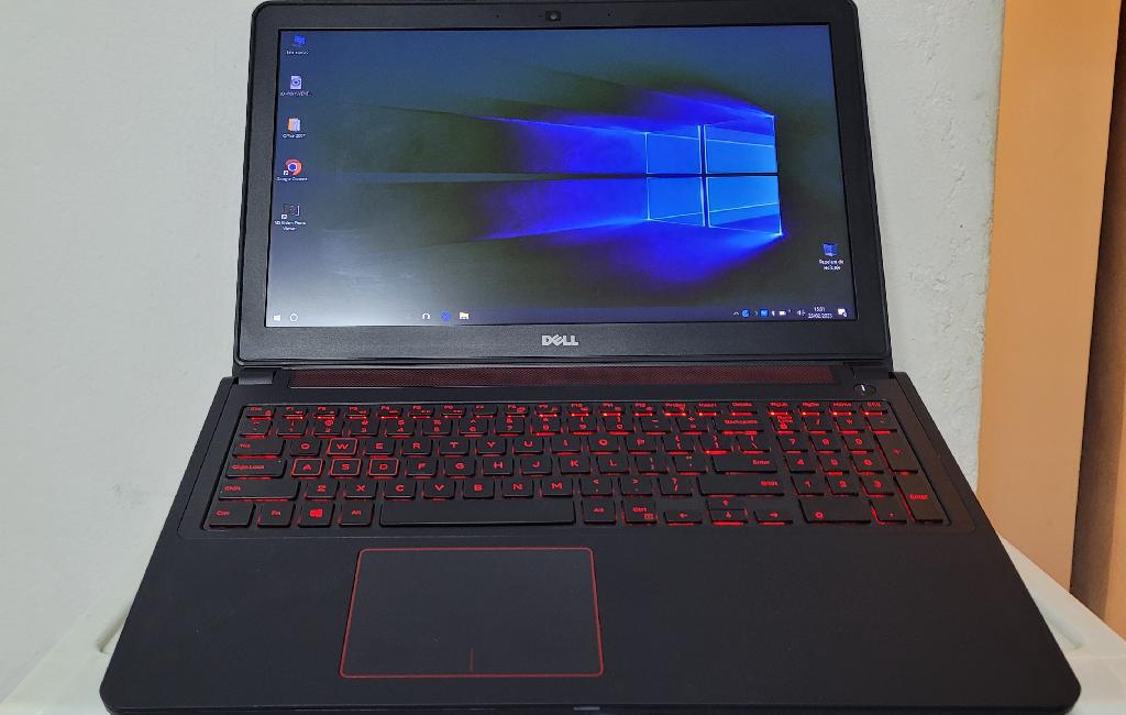 Laptop Dell Inspiron Gaming 17" Core i7 6ta Gen, 16GB RAM, SSD 512GB, Nvidia GTX 960M 4GB en República Dominicana