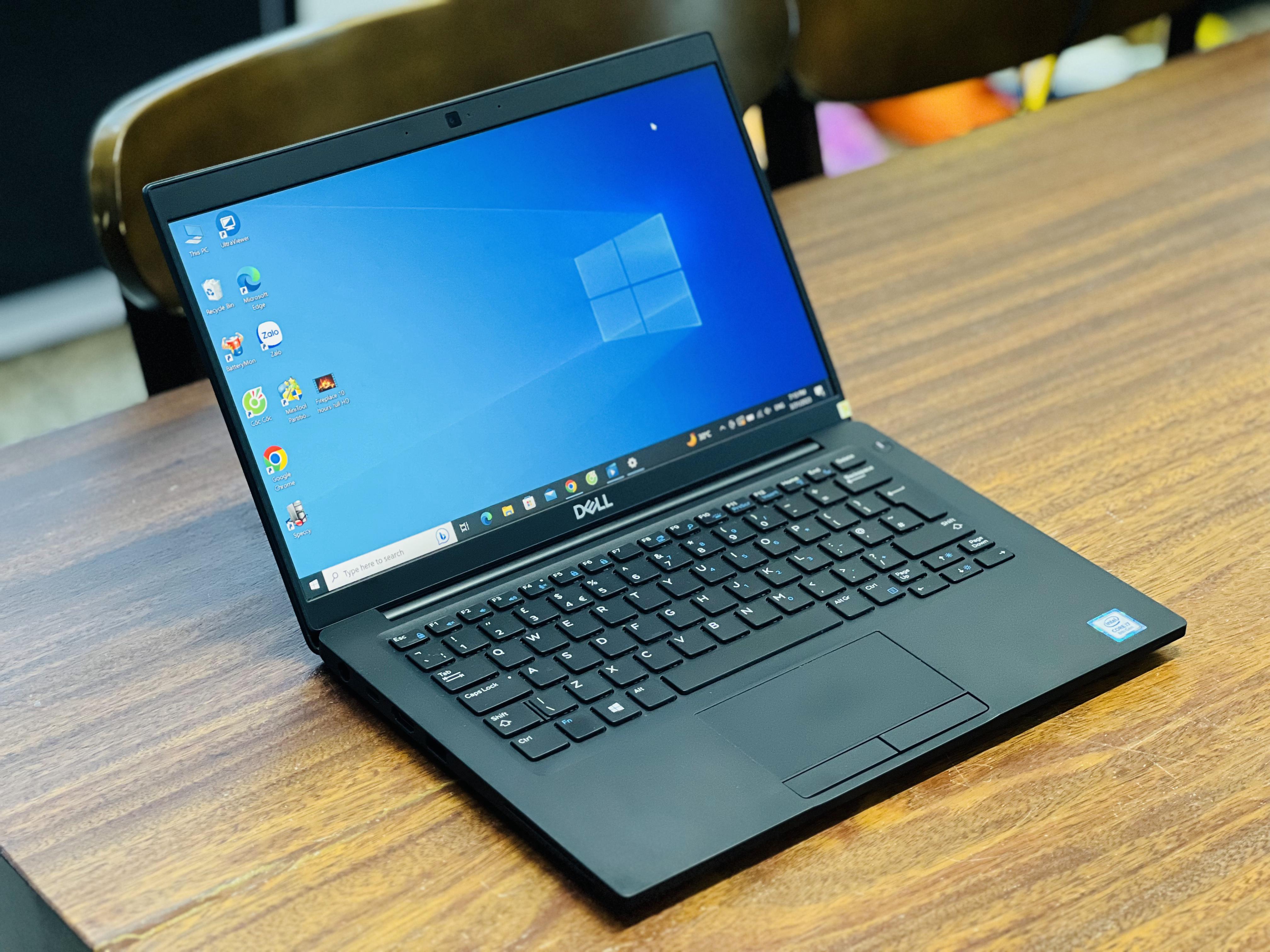 Portátil Dell Latitude 7390 de 13 pulgadas con 8GB RAM y 256GB SSD, Windows 11