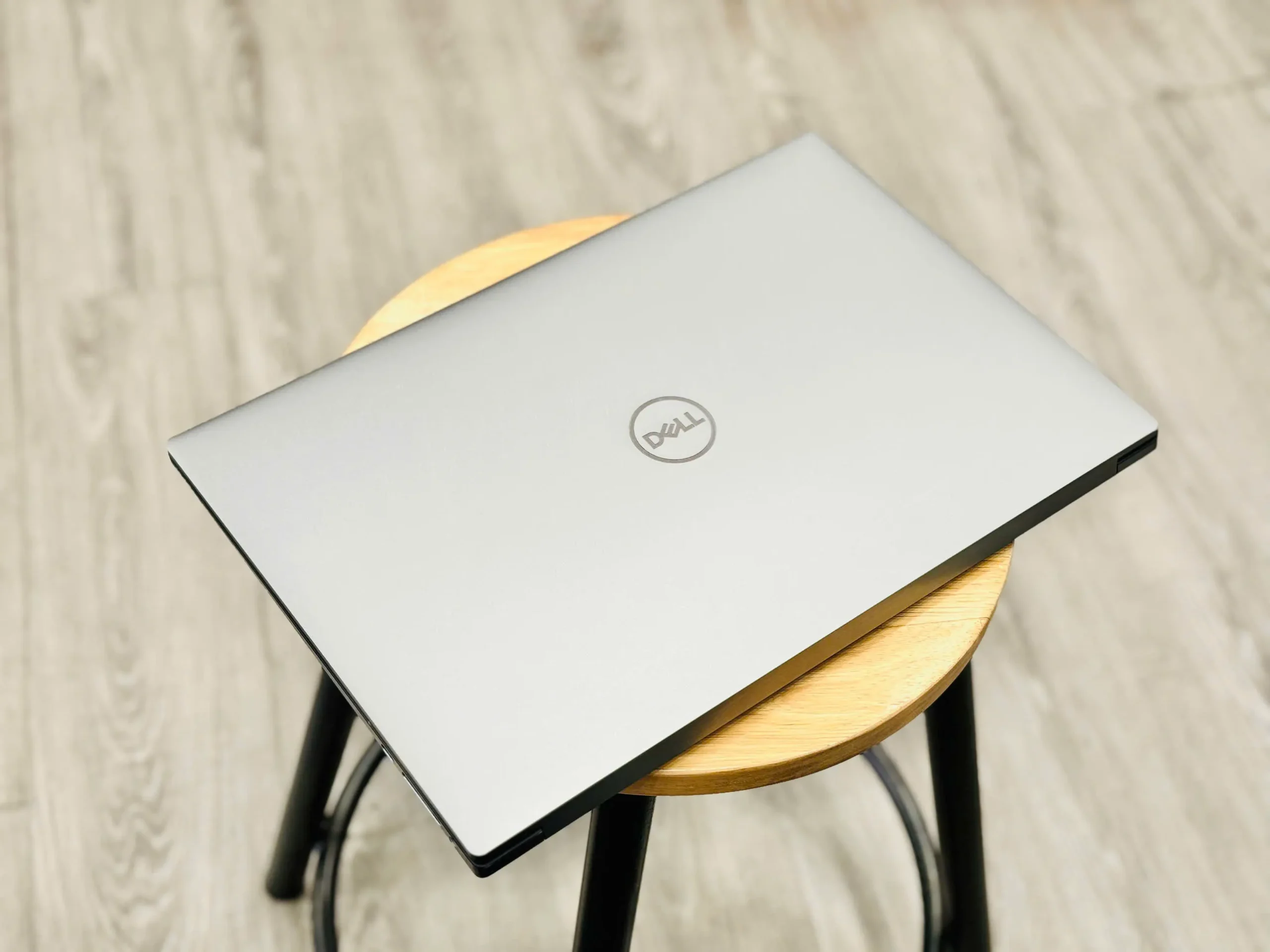 Laptop Dell Latitude 5550 de 17" con Intel Core i7 2.7 GHz, 12GB RAM, SSD 128GB y GPU 6GB en República Dominicana