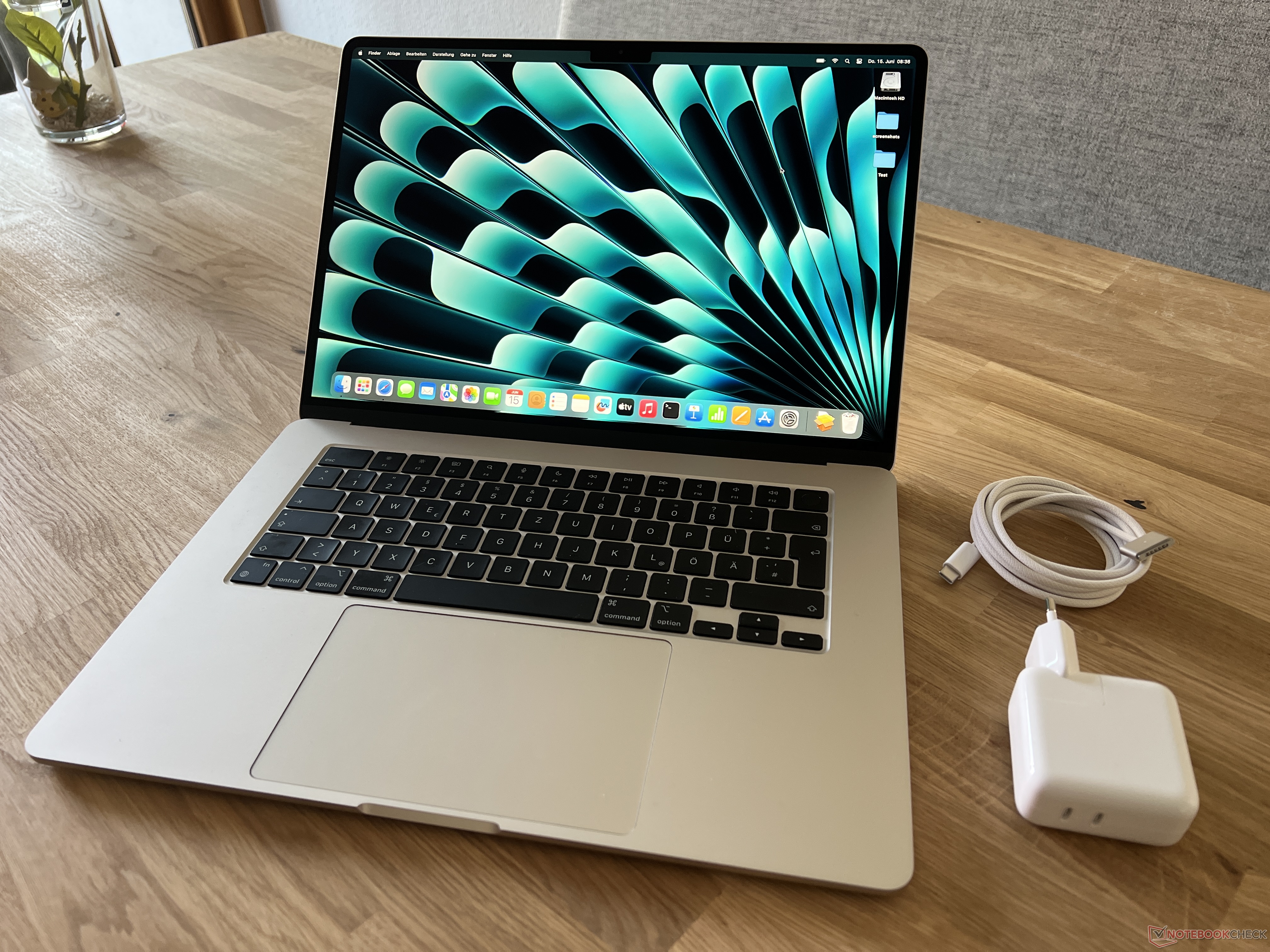 MacBook Air de 15 pulgadas – rendimiento ligero y portátil