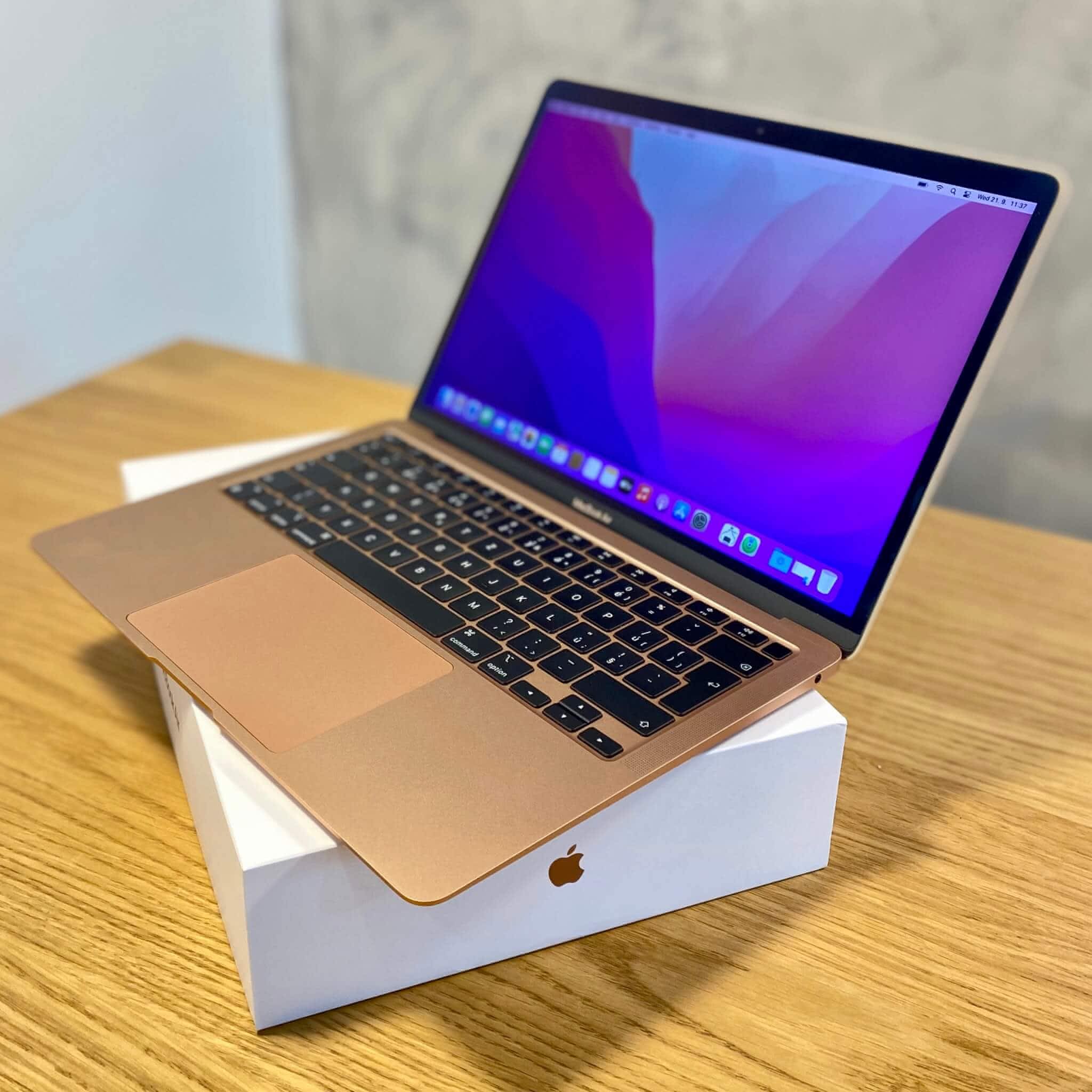 MacBook Air 13" Early 2015 con Intel Core i5 1.8 GHz, 8GB RAM y 128GB SSD en República Dominicana