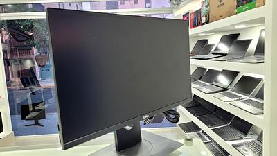 Monitor Dell 22" IPS sin bordes con HDMI y pantalla giratoria en República Dominicana