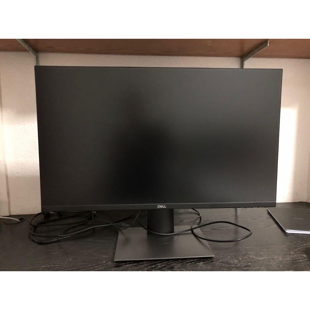 Monitor Dell 22" IPS sin bordes con HDMI y pantalla giratoria en República Dominicana