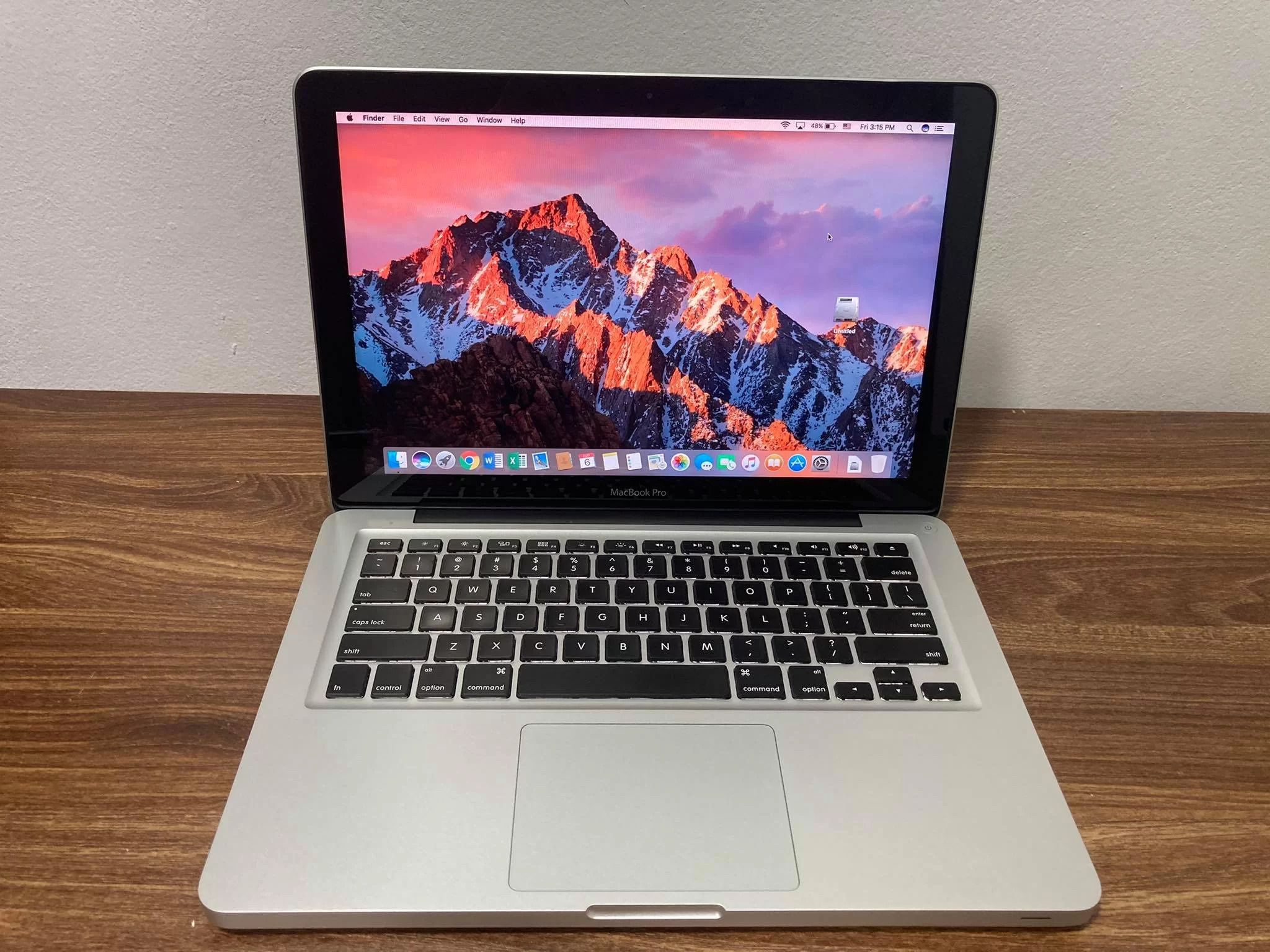Laptop MacBook Pro 2012 con 12 GB de Memoria RAM en República Dominicana