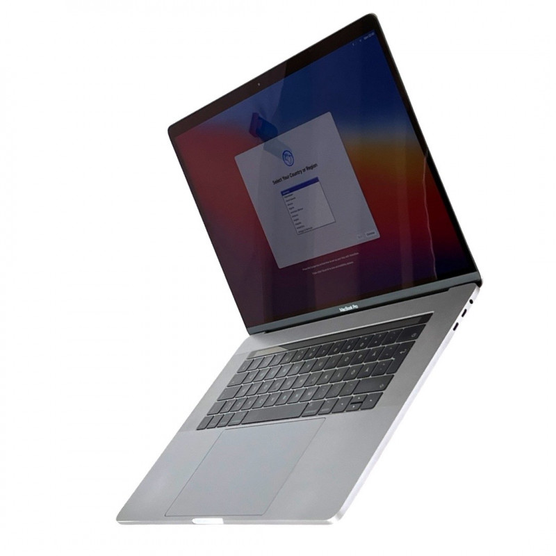 MacBook Pro 2017 con 512GB de almacenamiento y 16GB de RAM en República Dominicana