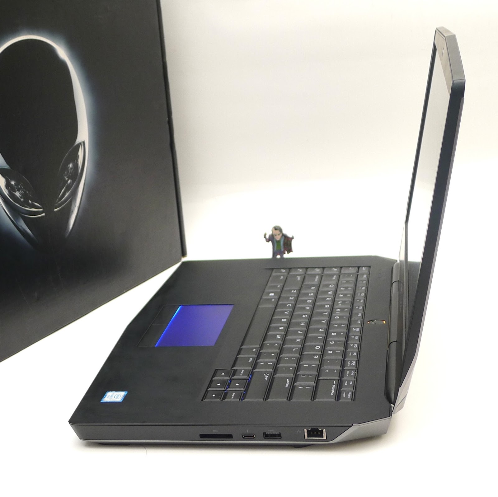 Laptop Alienware Gaming R2 15" 4K Core i7 16GB RAM DDR4 1TB SSD + GTX 970m 3GB