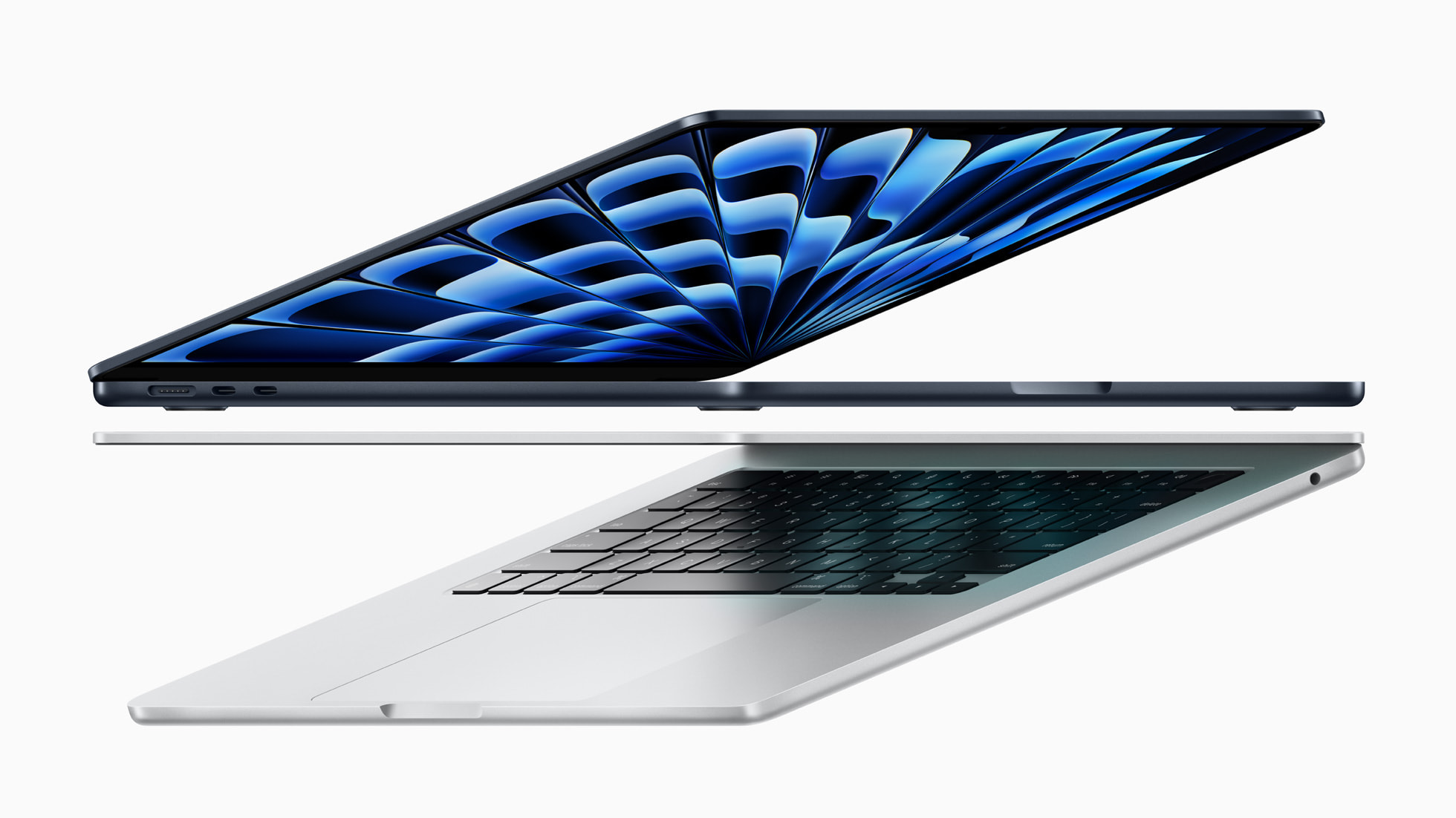 Apple MacBook Air 15" con chip M3, 8GB RAM y 256GB SSD en República Dominicana