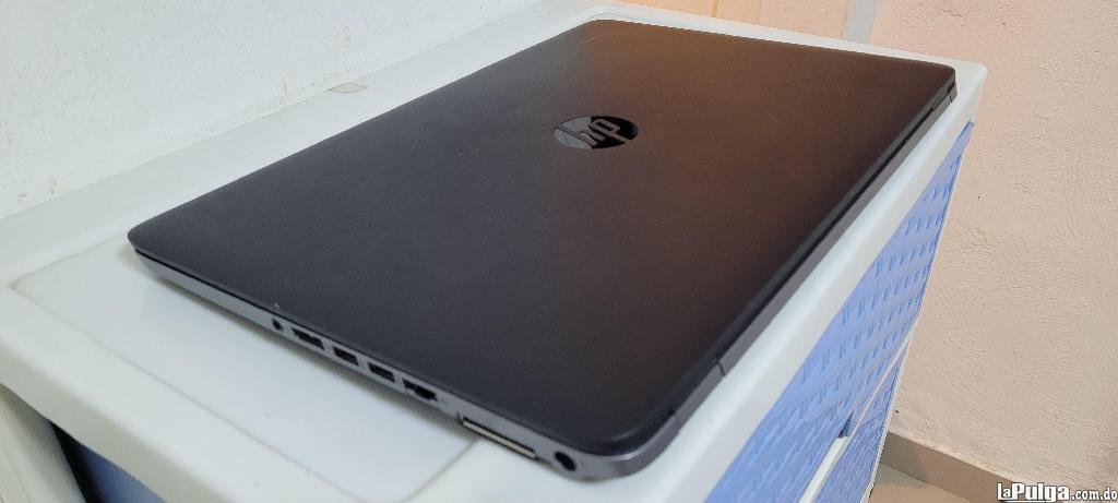Laptop HP EliteBook 850 de 17" con Intel Core i5, 8GB RAM, SSD 512GB y pantalla Full HD en República Dominicana