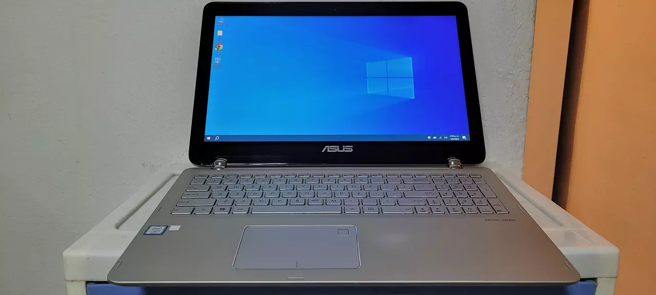 Laptop Asus Q505 de 17" Touch, Core i7 7ma Gen 2.90 GHz, RAM 16GB, SSD 512GB, Teclado Iluminado en República Dominicana