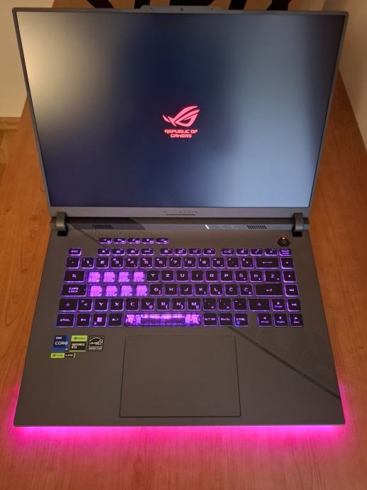ASUS ROG STRIX G6 Gaming Laptop Sellado y Nuevo en República Dominicana