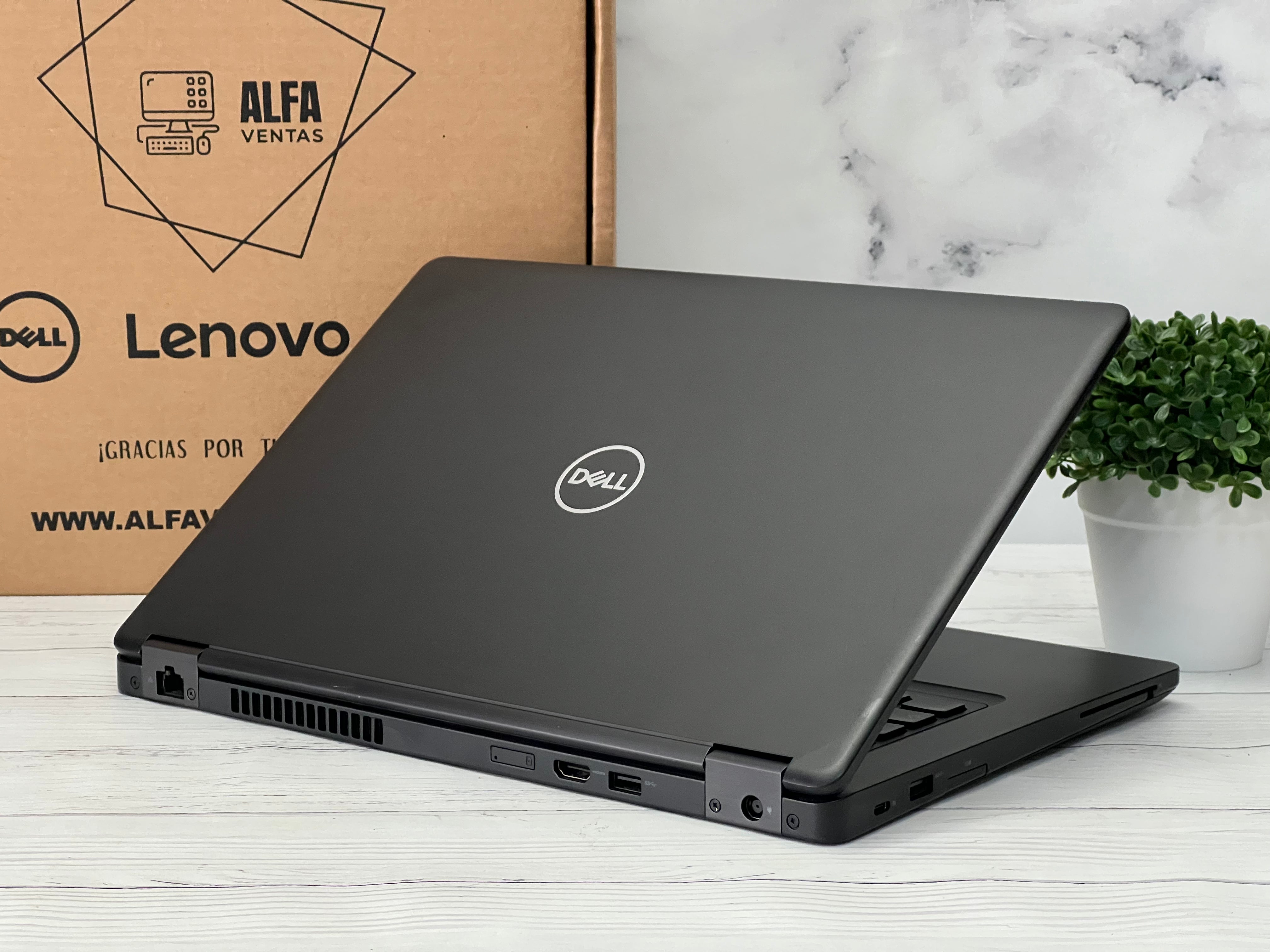 Laptop Dell Latitude 5490 con Procesador i5, 8GB RAM y SSD M.2 de 256GB en República Dominicana