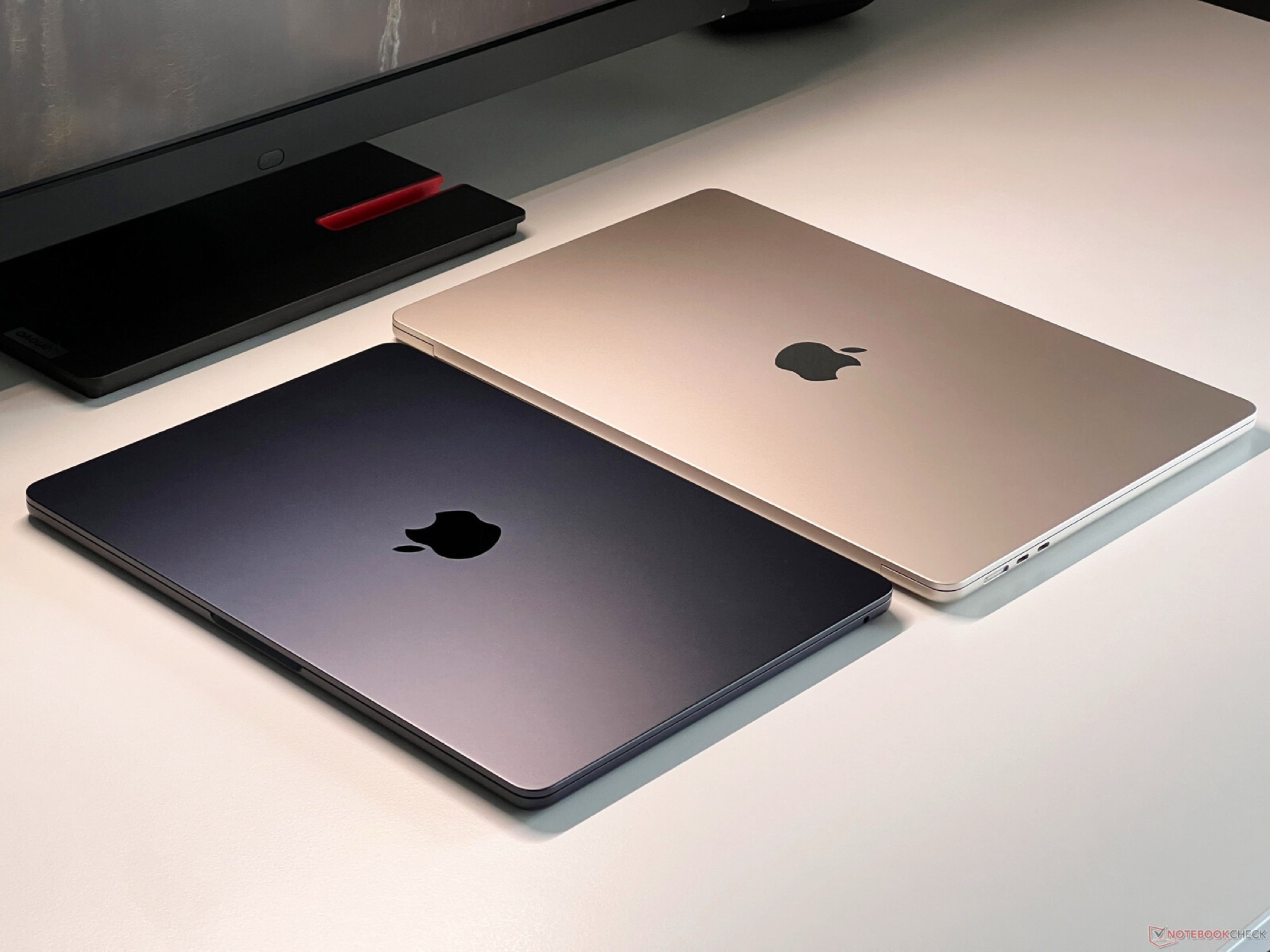 MacBook Air con chips M4 y M5 – Portátil delgado y potente en República Dominicana