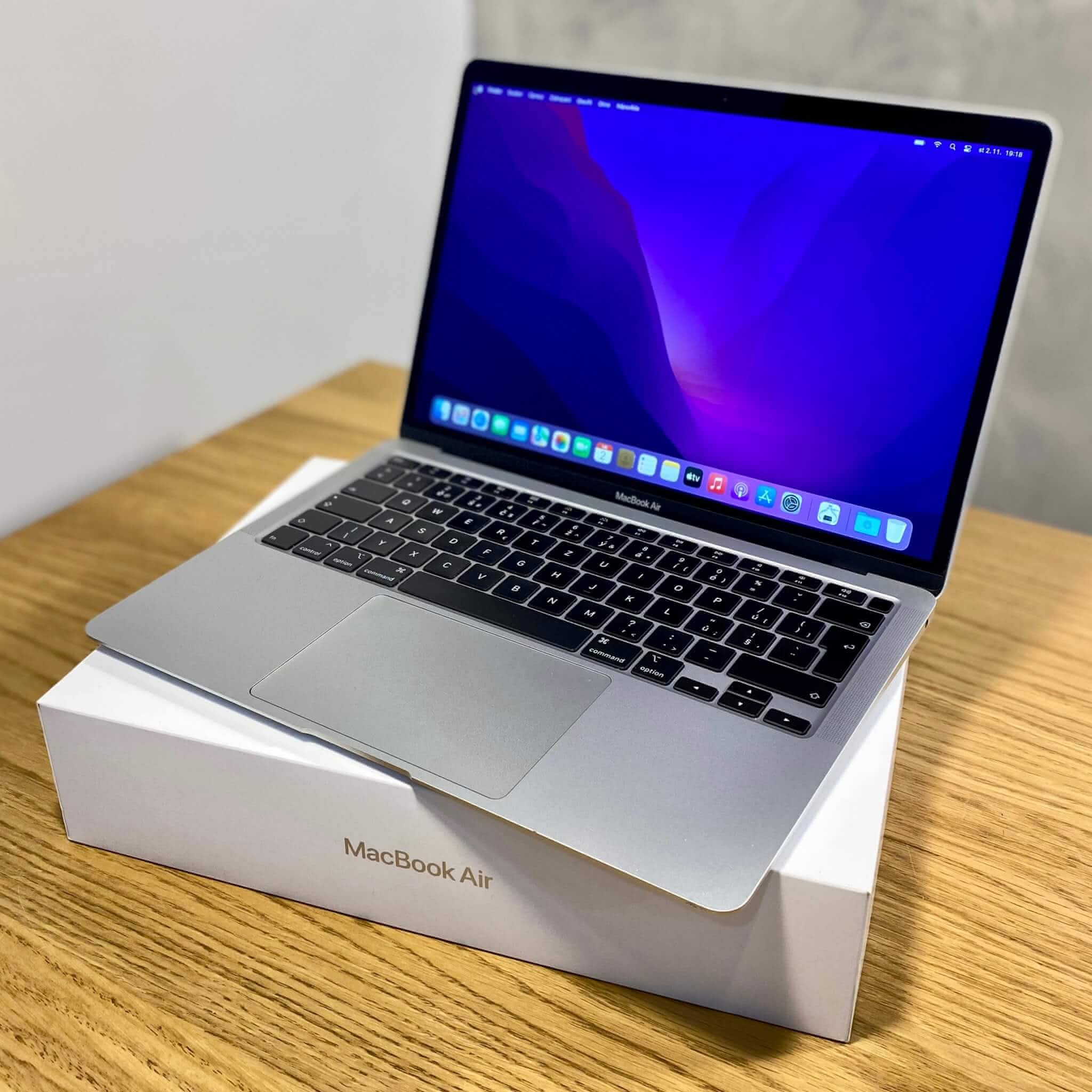 MacBook Air 2020 en excelente estado, sin cargador ni caja en República Dominicana