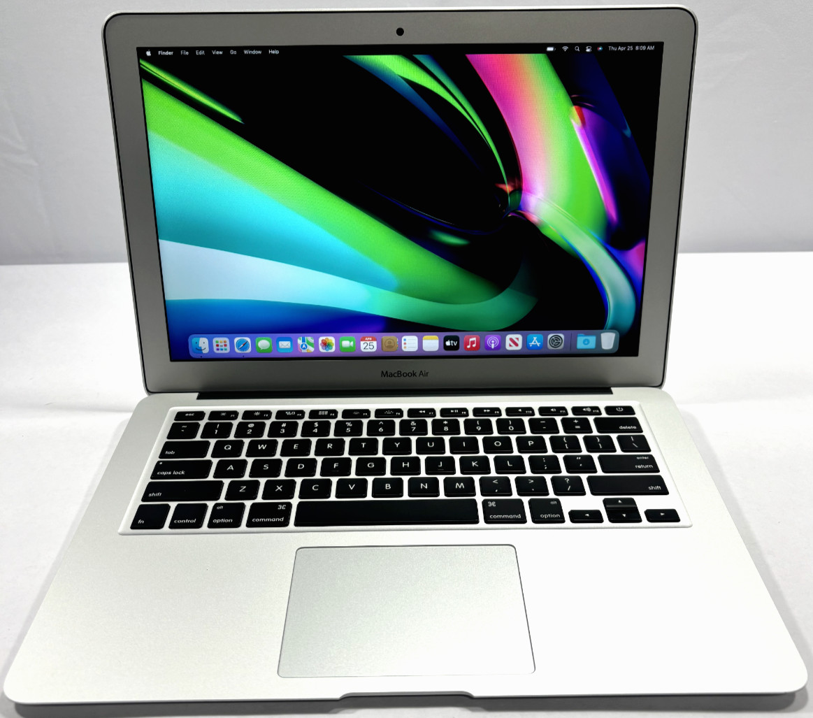 MacBook Air 13" 2015 con procesador i5 y 8GB RAM en excelente estado